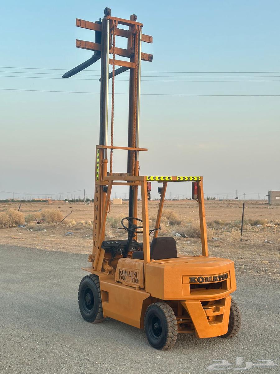 رافعة شوكية فوركلفت كوماتسو للبيع64227129616129113
