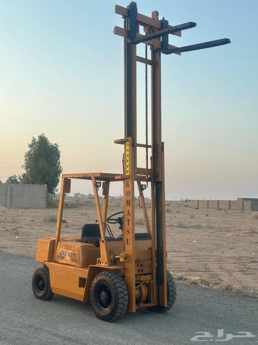 رافعة شوكية فوركلفت كوماتسو للبيع64227129616129110
