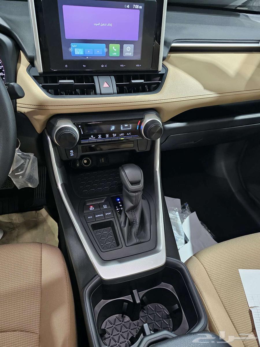 تويوتا راف فور LE بنزين بدون دبل 202564247871791746114