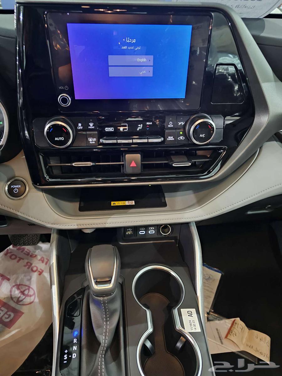 تويوتا هايلاندر GLE نص فل موديل 202564248044989570112