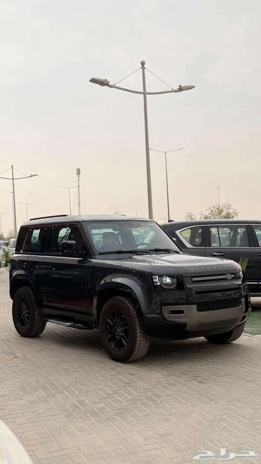 ديفيندر موديل V4- 2025 لدى الخضر للسيارات64217462390019111