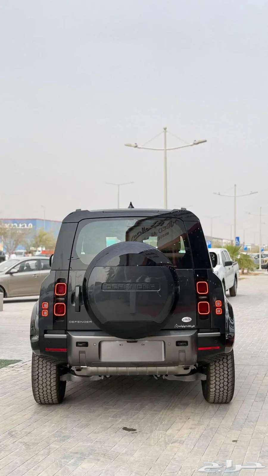 ديفيندر موديل V4- 2025 لدى الخضر للسيارات64217462390019113