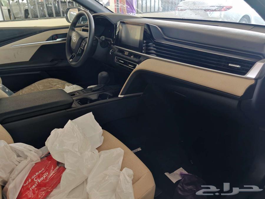 تويوتا كامري E استاندر هايبرد اسود 202564216042377475113