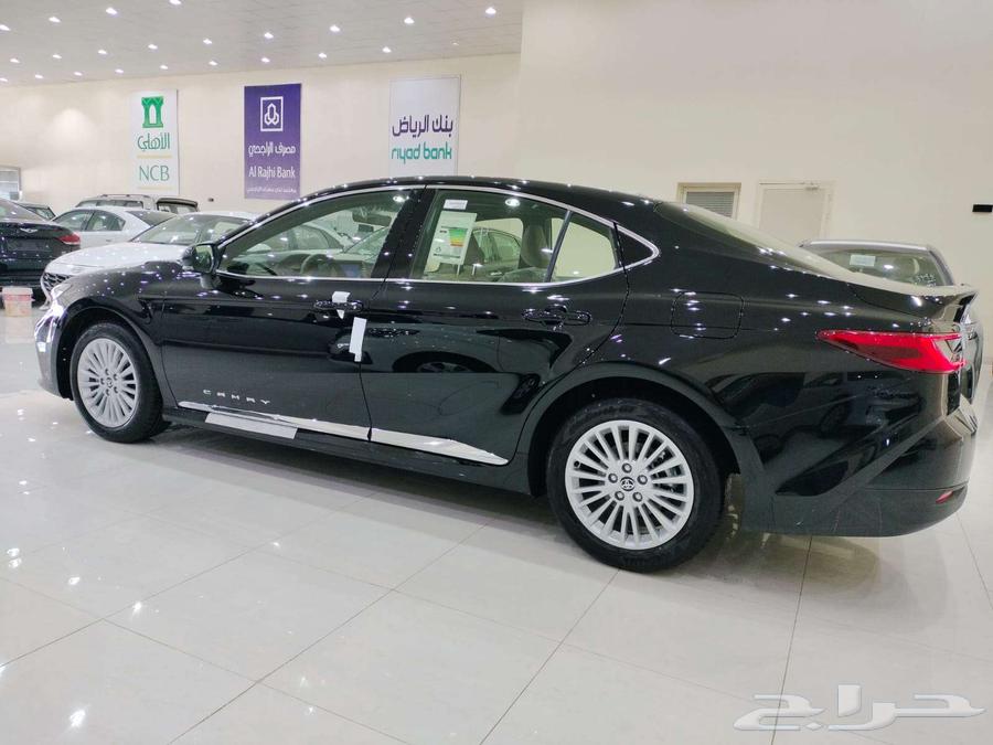 تويوتا كامري LE 2025 فتحة سقف بنزين سعودي64217223102338113