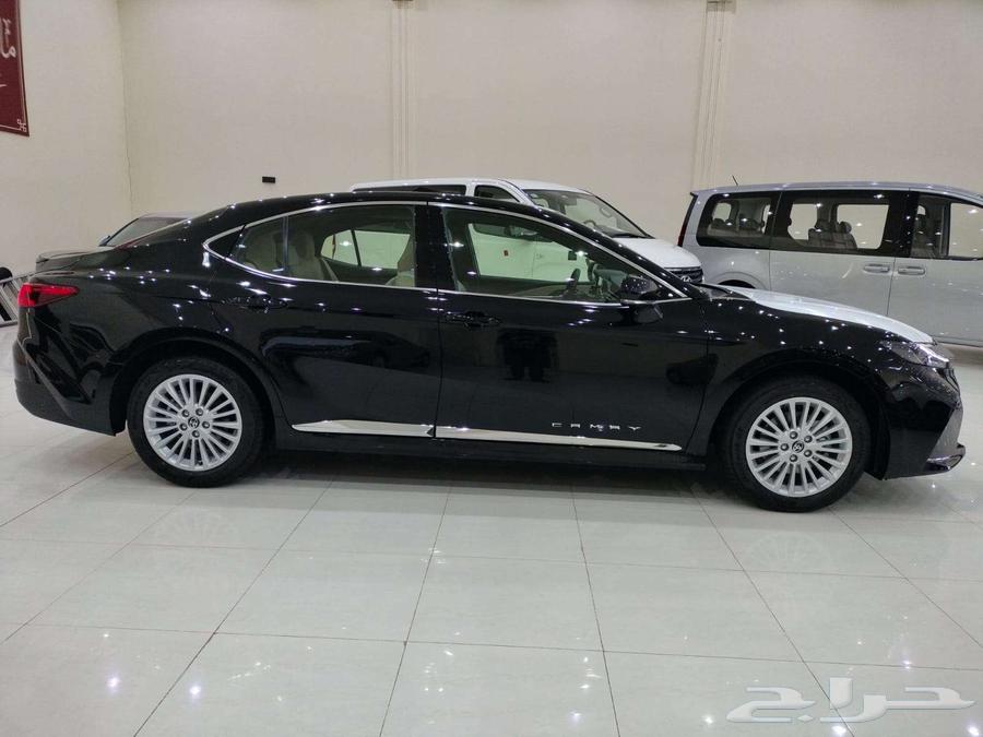تويوتا كامري LE 2025 فتحة سقف بنزين سعودي64217223102338112