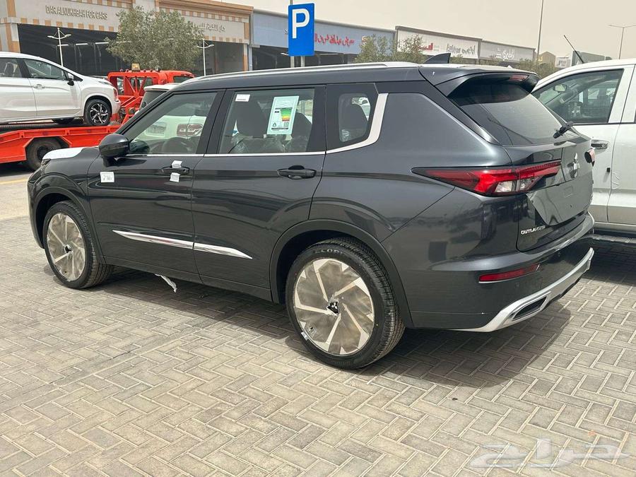 ميتسوبيشي اوتلاندر 2025 فل كامل64217462328449111