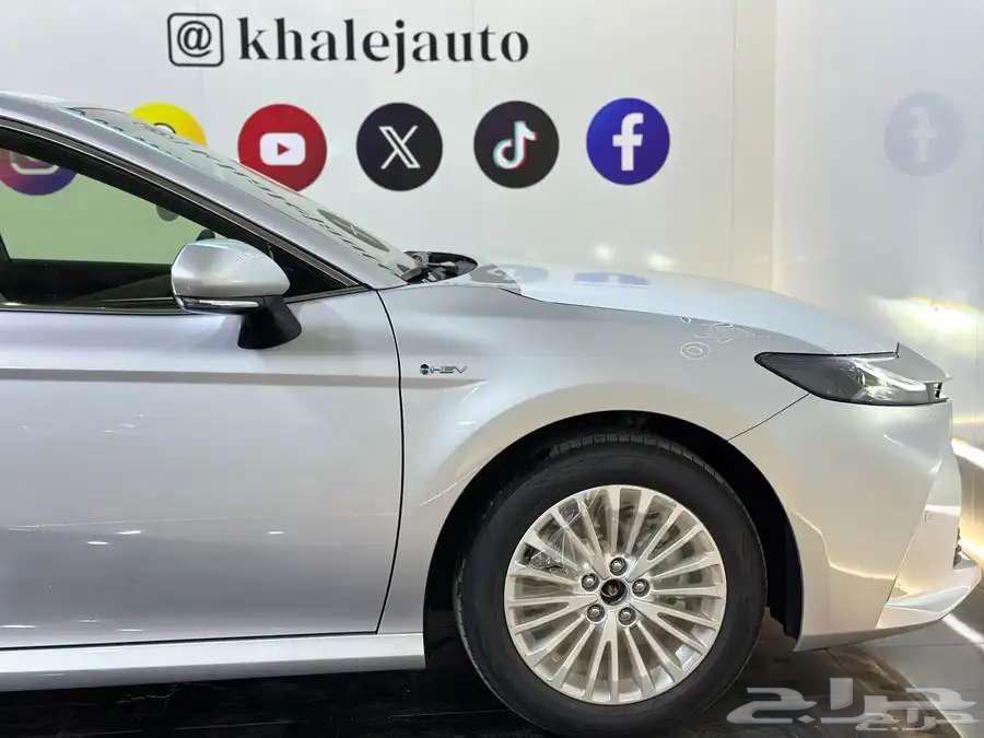 تويوتا كامري E PLUS هايبرد 202564219377213953113
