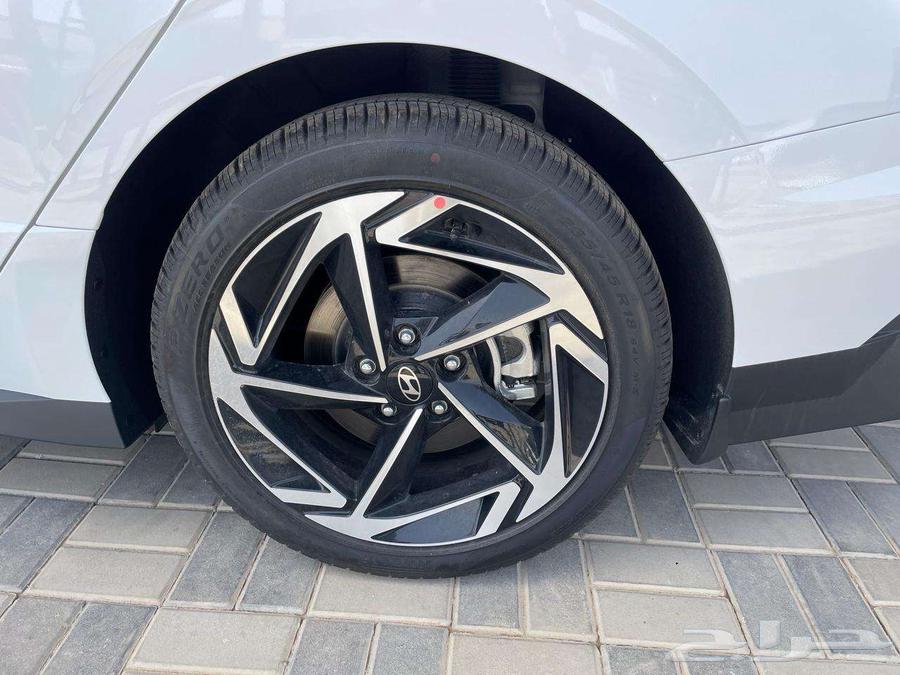 هيونداي سوناتا سمارت اللون الابيض 2025 كاش واقساط64226532707713112