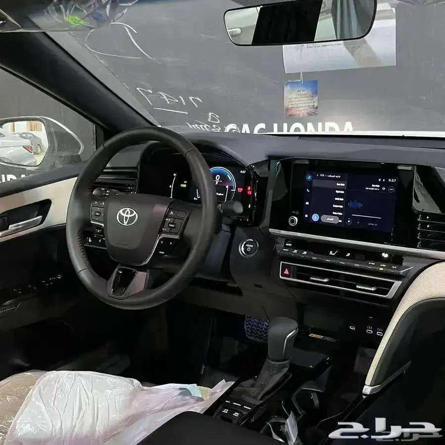 تويوتا كامري LE هايبرد 2025 باسعار مميزه64218539727618111