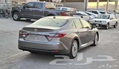 تايوتا كامري LE تيتانيم64248637433602111