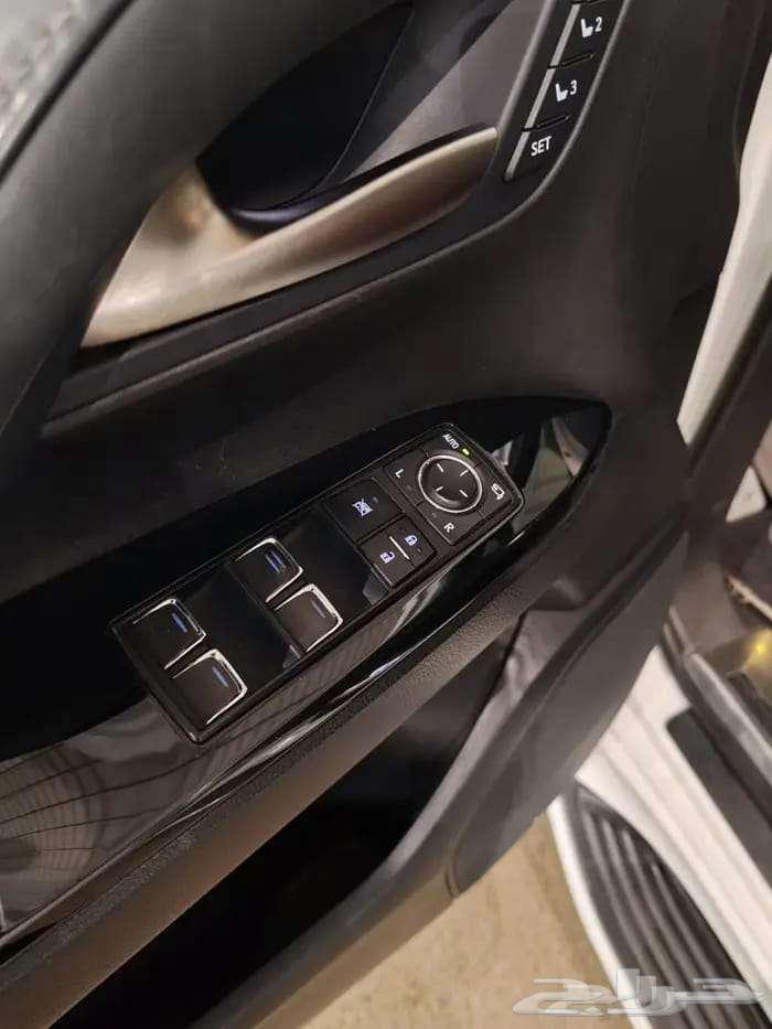 جيب لكزس 201964249776088065113