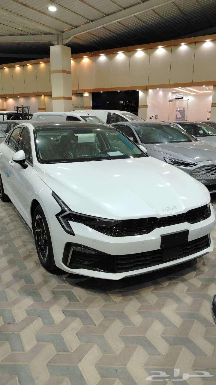 Kia K5 with sunroof, developed model 202564247301400705110