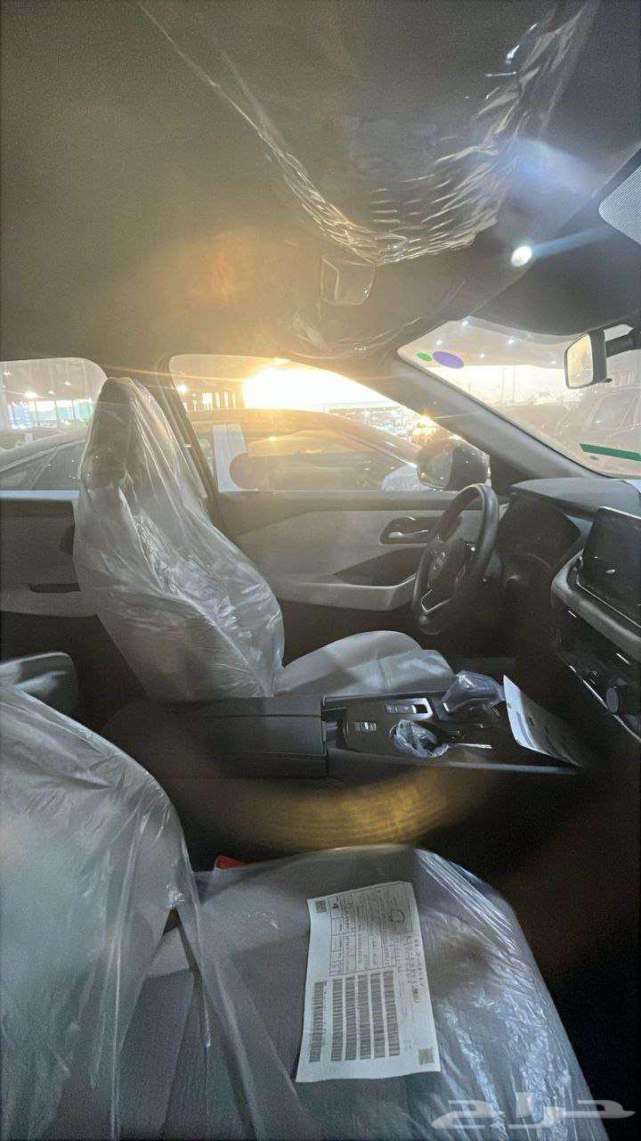 نيسان اكس تريل 5 راكب بدون دبل موديل 2025 لدى احدث السيارات64238968166658112