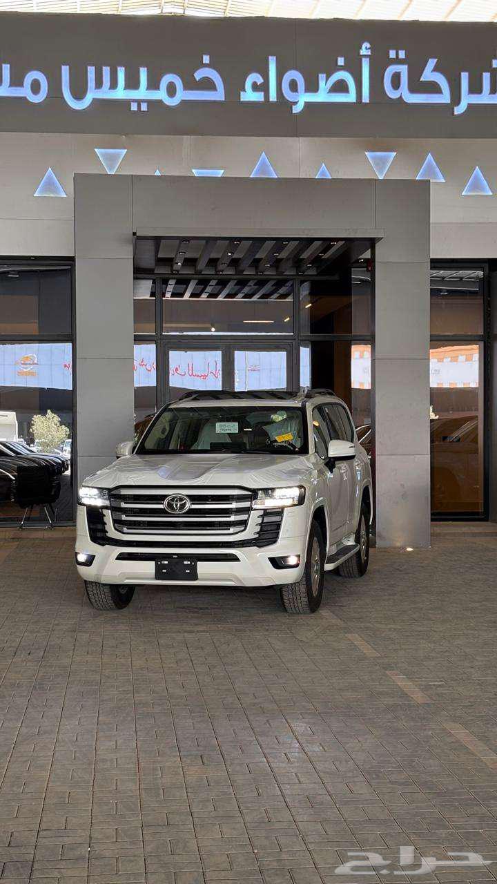 لاندكروزر GXR L2 عبداللطيف جميل ديزل وبنزين64240191981313112