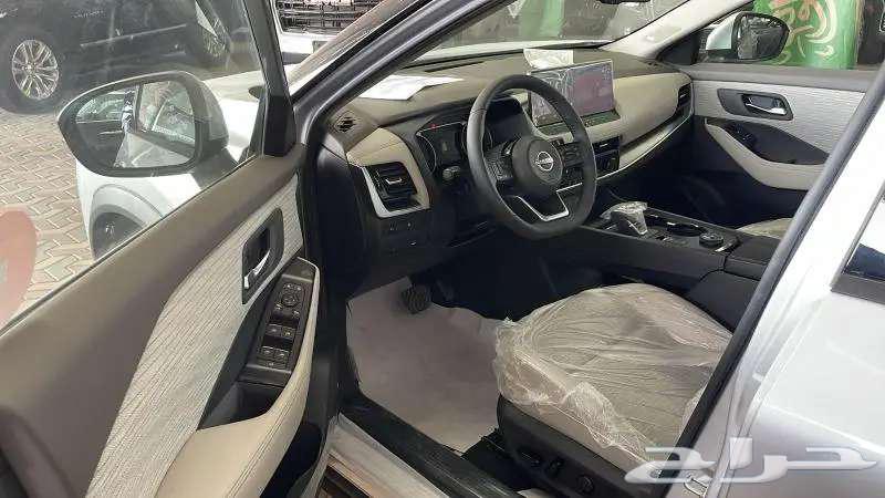 نيسان اكس تريل استاندر ونص فل64252755988610114