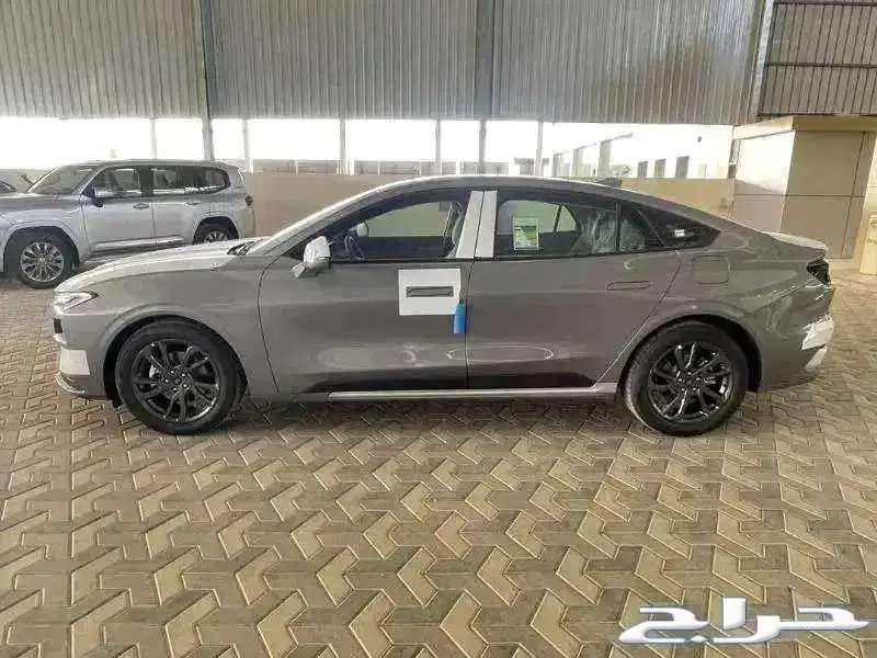 فورد تورس ترند موديل 202564253244311043114