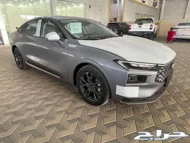 فورد تورس ترند موديل 202564253244311043111