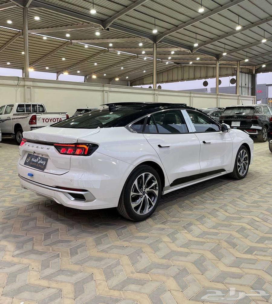 عرض خاص فورد تورس تيتانيوم موديل 2025 بطاقه جمركيه64234917594626114