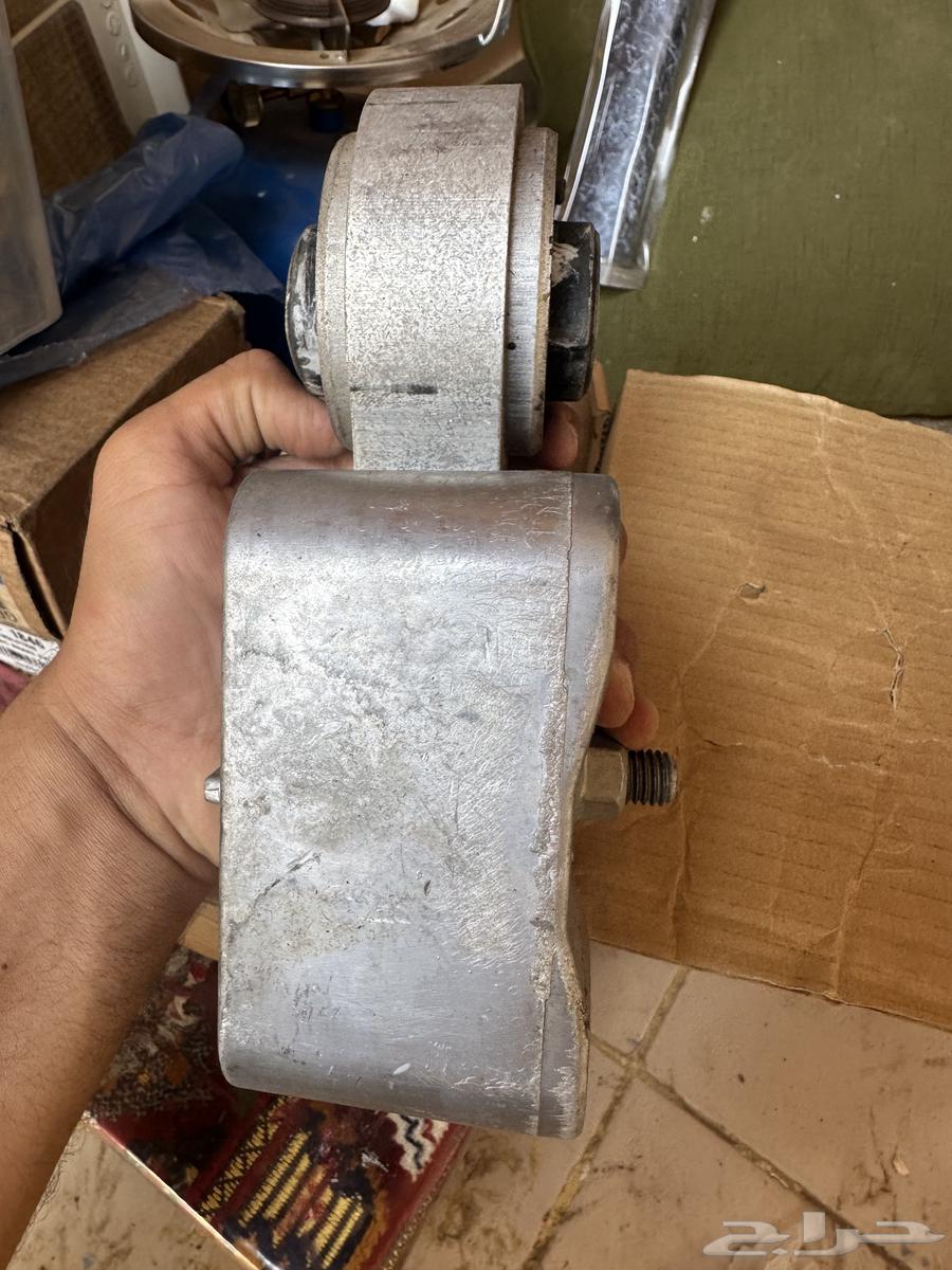 اقمشه مازدا6 الترا  كرسي مكينه و وذراع يمين جيب cx5 ومسمار64231949878658112