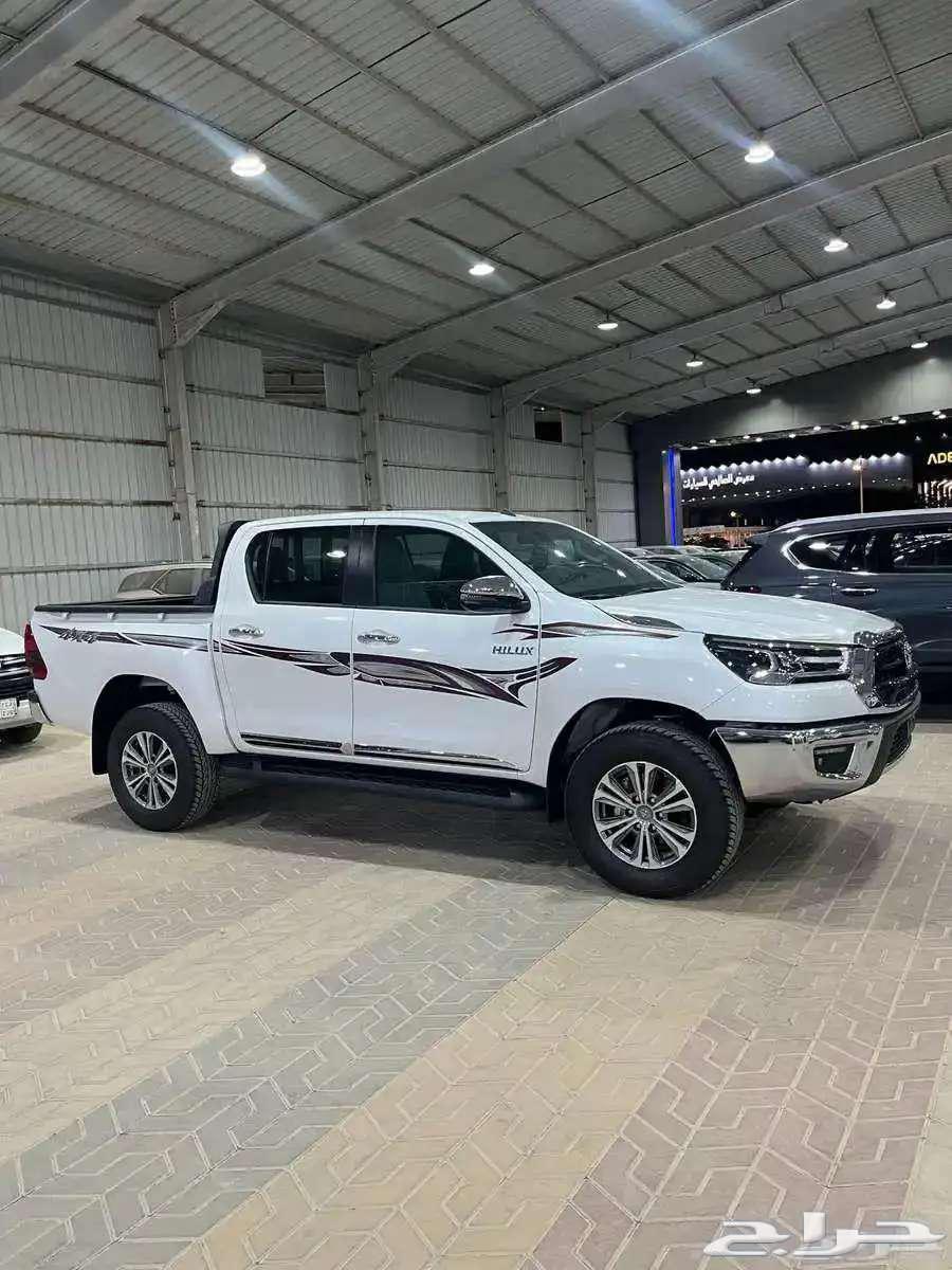 عرض اليوم تويوتا هايلوكس SGLX بنزين اتوماتيك فل كامل64249372191363113