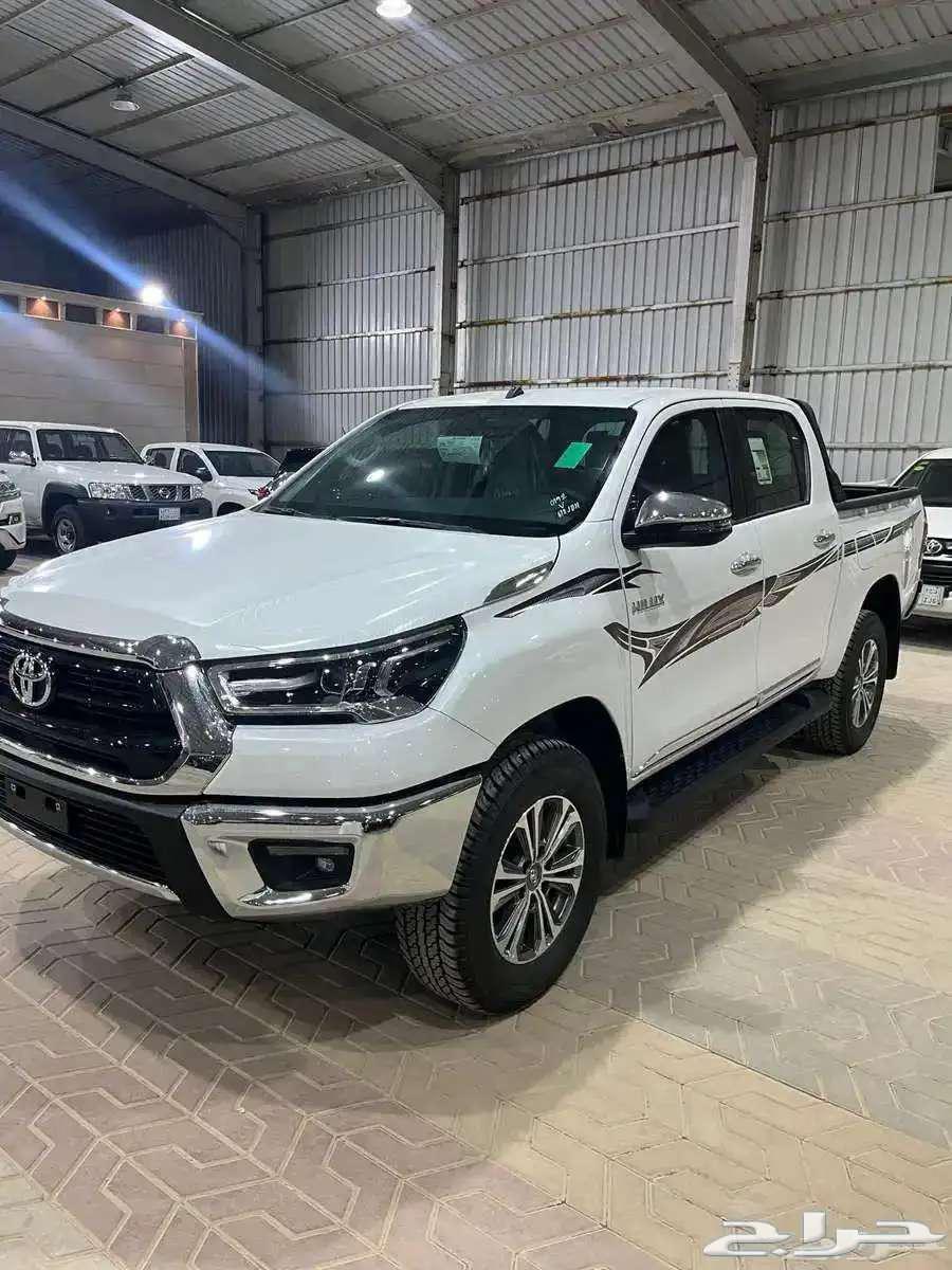 عرض اليوم تويوتا هايلوكس SGLX بنزين اتوماتيك فل كامل64249372191363110