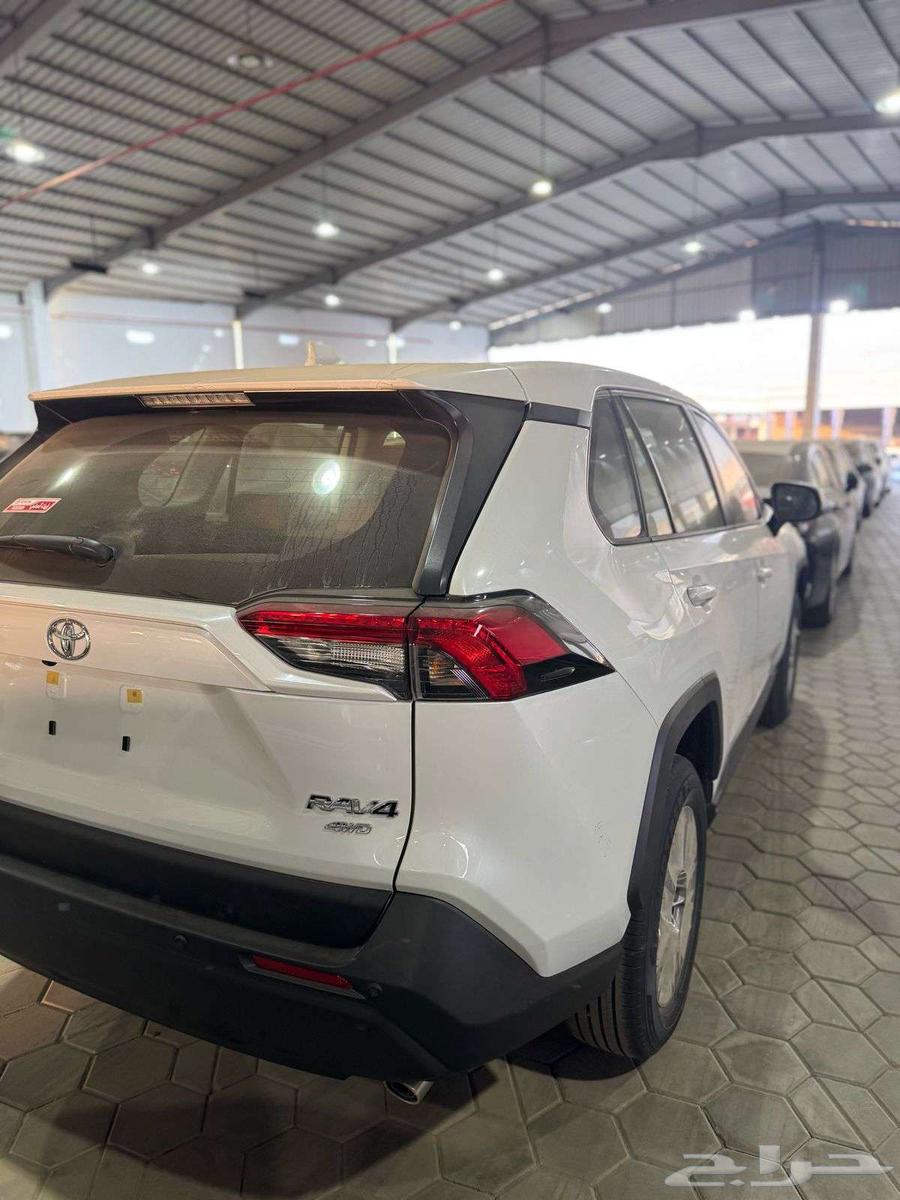 تويوتا راف فور بنزين le 4 4 موديل 202564249019241217111