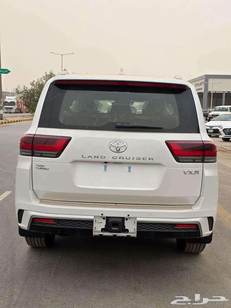 تويوتا لاندكروزر 2025 VXR بريمي فل كامل موديل كاش وأقساط بنك64250866622338111