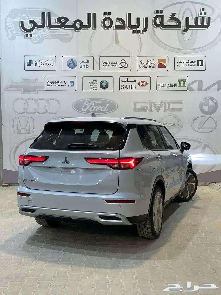 ميتسوبيشي اوتلاندر 4 4 نص فل 7 راكب 202564253689587714112