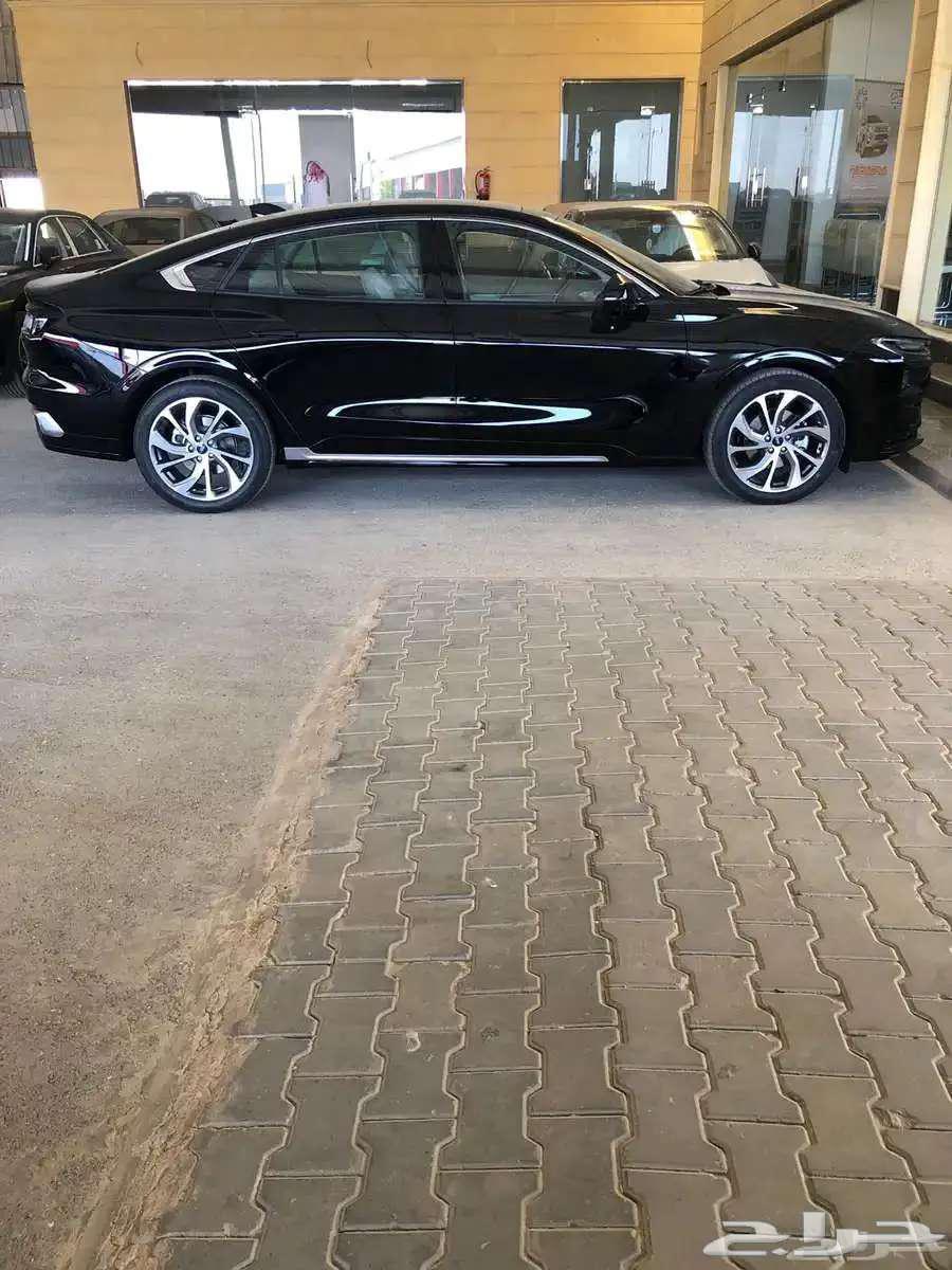 فورد تورس تيتانيوم أسود سعودي 2025 بقسط 2001 الحسن64247655814915113