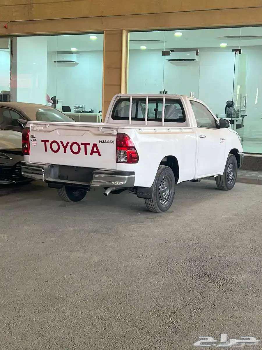 تويوتا هايلوكس غمارة ديزل 2.4 موديل 2025 بقسط 1230 لدى الحسن64235095270531114
