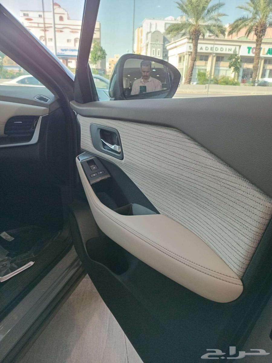 نيسان اكستريل 2025 استاندر دبل عرض خاص64237210064641114