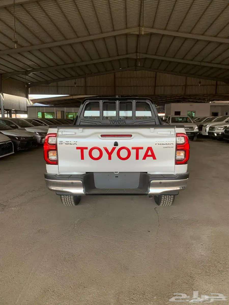 تويوتا -هايلوكس -S-GLX-2025فل كامل بنزين64237883489409113