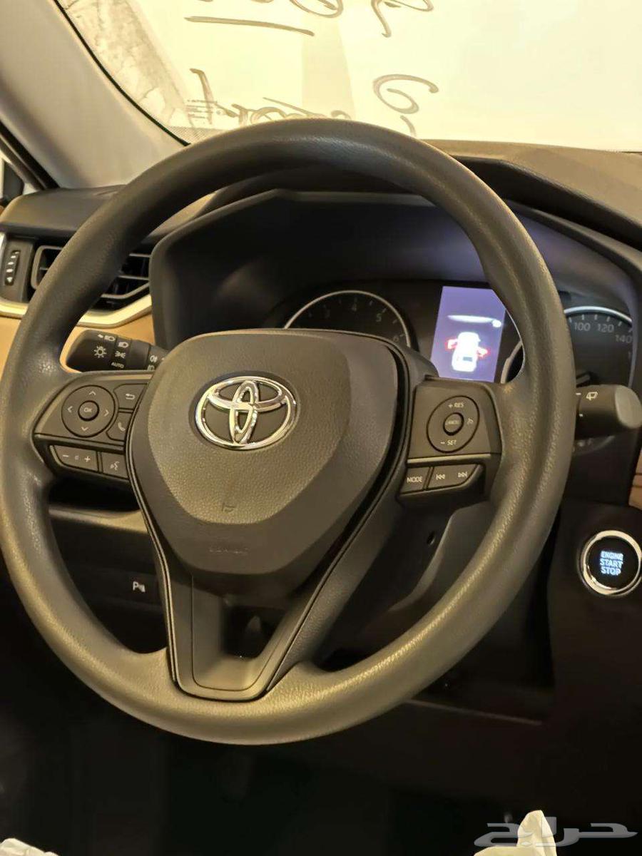 تويوتا RAV4 XLE 4X4 202564238103667969111