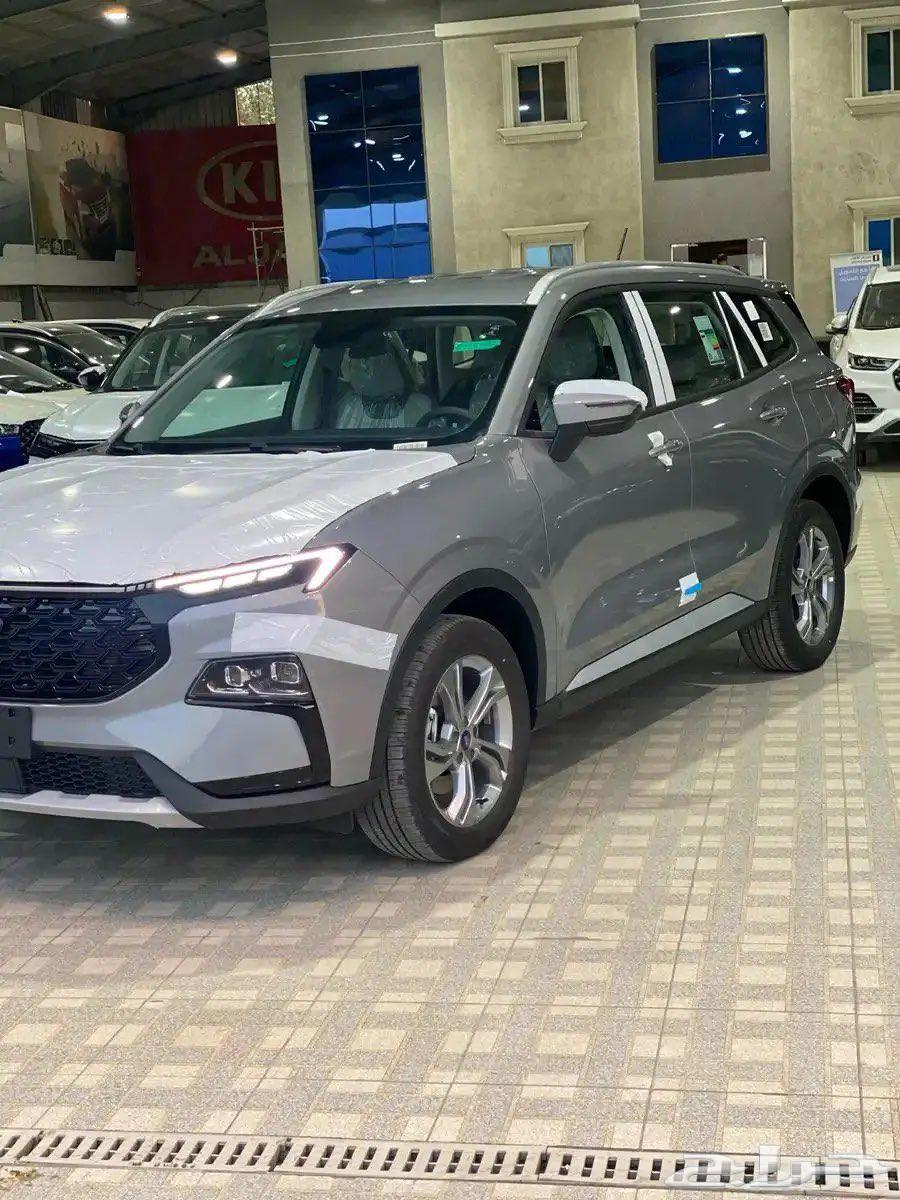 فورد تيرتوري امبيانتي 2025 صيانه مجانيه64240348647810110