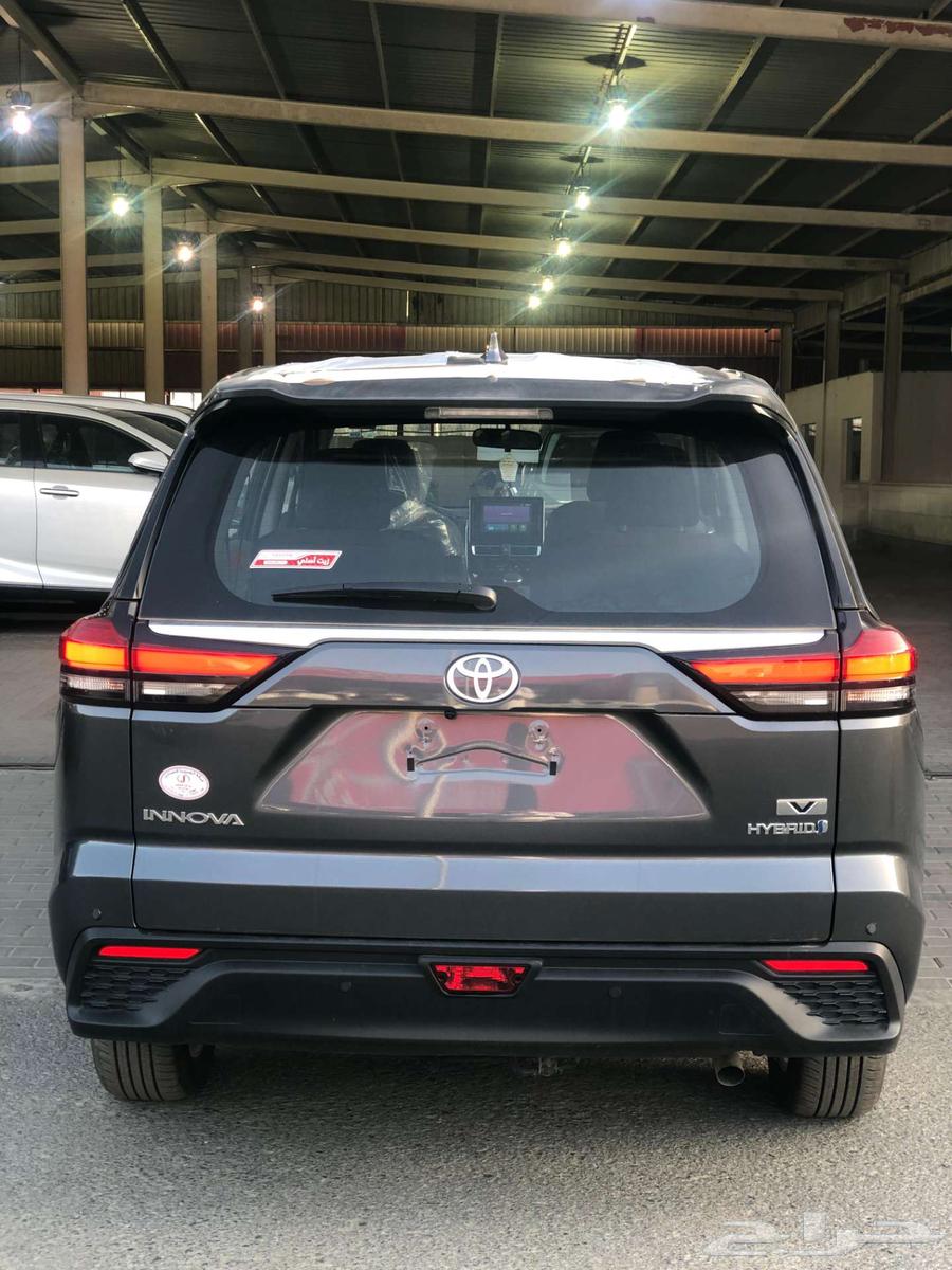 تويوتا اينوفا هايبرد 2024 رمادي ب 122 الف ريال64242570118530112