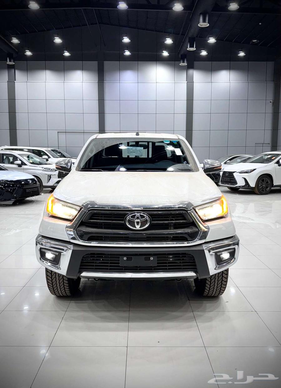 تويوتا هايلوكس S GLX بنزين فل كامل قير اتوماتيك اقل سعر 202564248833693825110