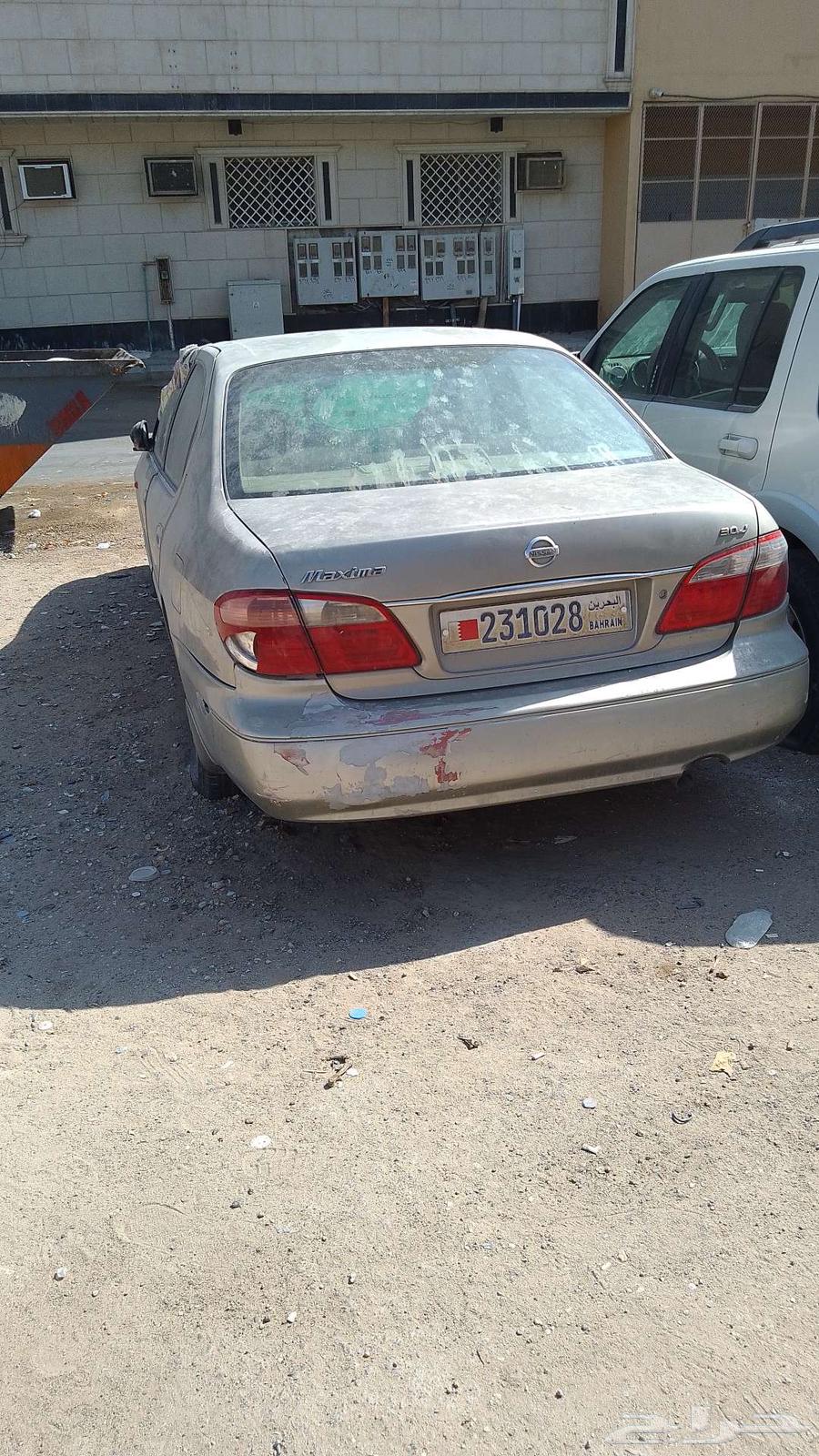 Maxima car dismantling and plate removal64246606684035110