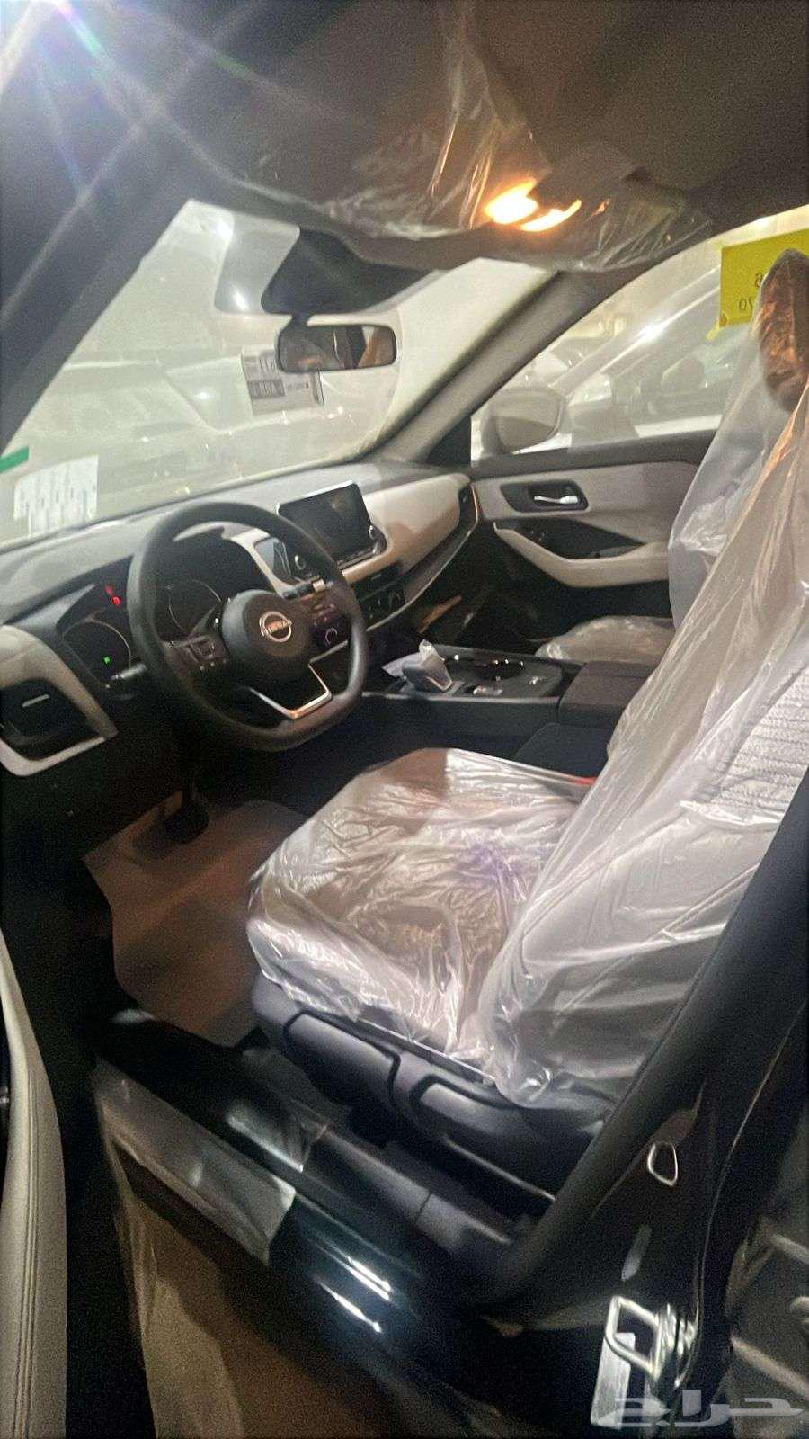 نيسان أكس تريل ( 5 راكب - 7 راكب) ستاندر بدون دبل 202564255499428483112