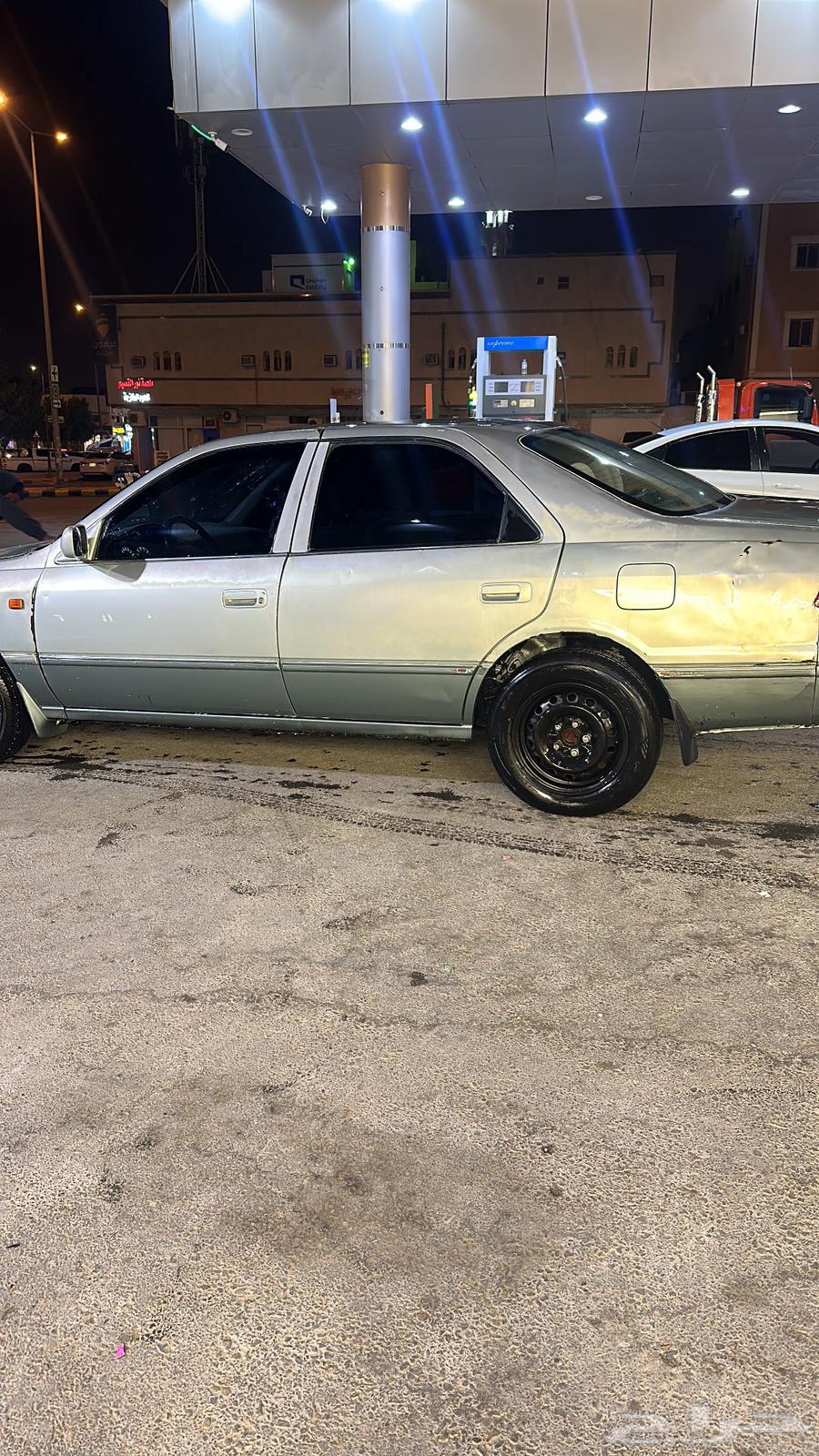 تويوتا كامري موديل 200164256719143938114