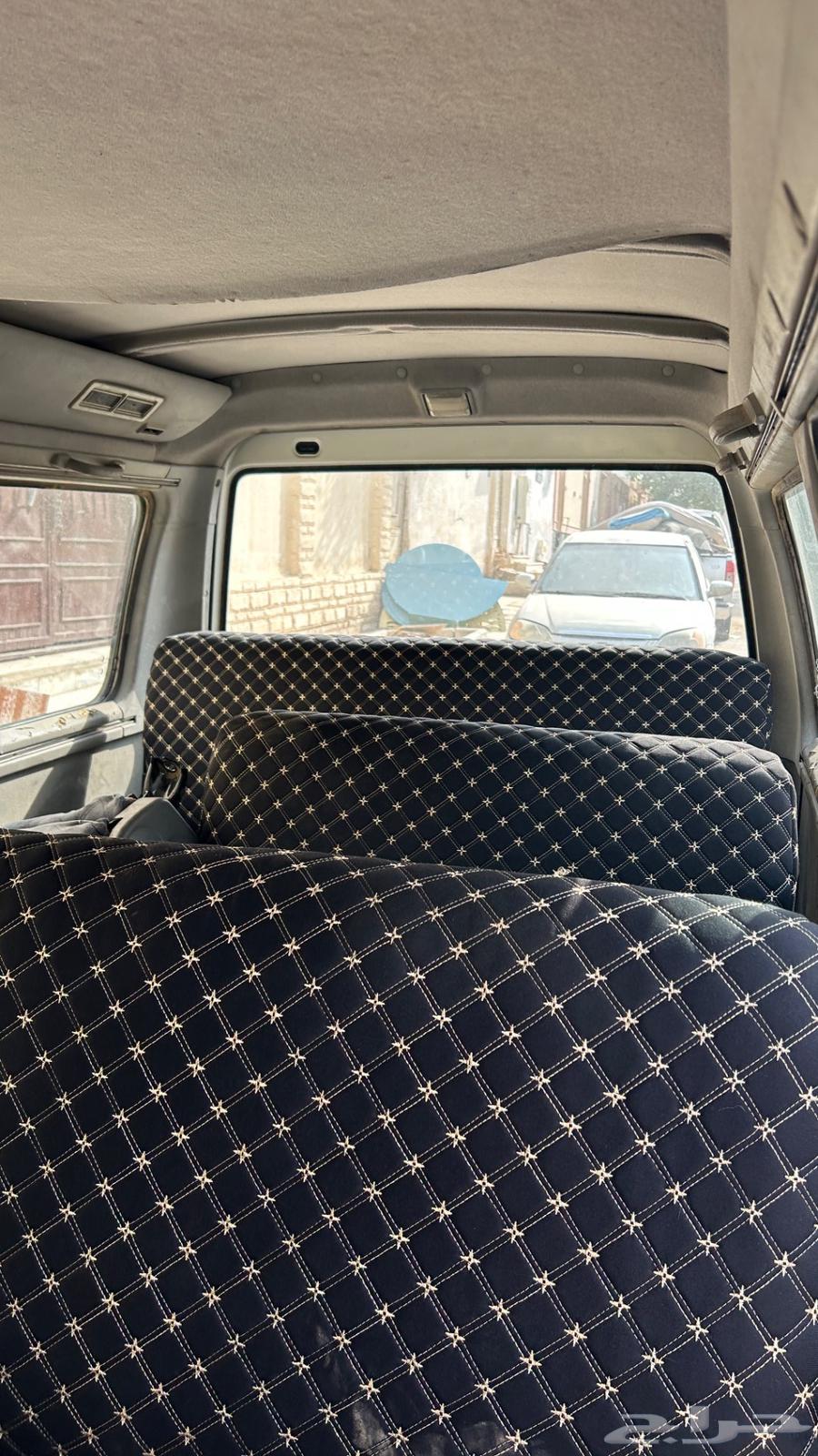 باص ميتسوبيشي أبيض64261133752963113