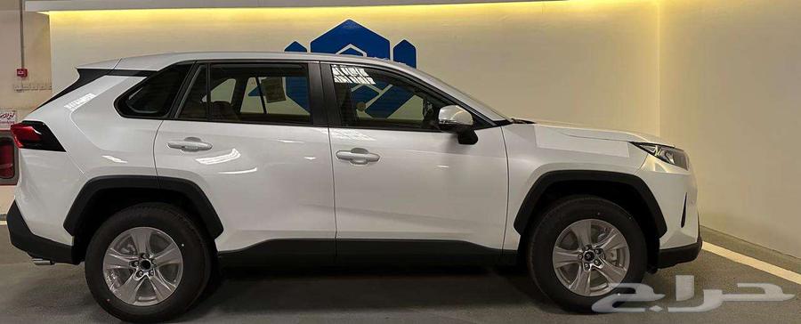 تويوتا RAV4 LE 4X2 202564237858595713112