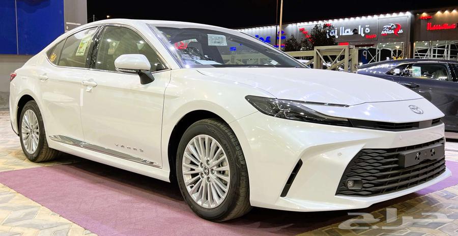 تويوتا كامري le بنزين 202564237858377347113