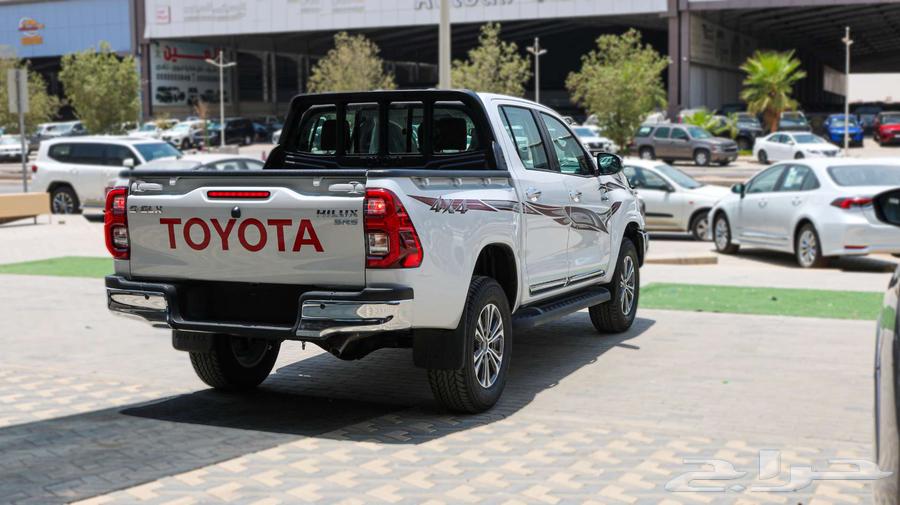 هايلكس GLX سوبر قير عادي 2025 بنزين كاش واقساط باقل سعر64236394112257113