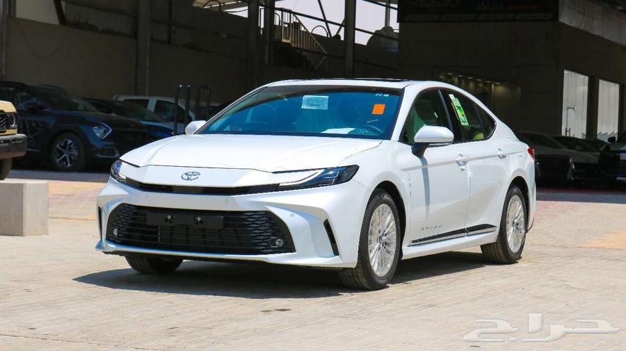 تويوتا كامري LE 2025 متوفر بنزين _ هايبرد (اقل سعر للتقسيط )64238298291586111