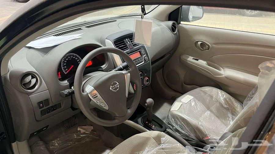 Nissan Sunny Comfort, old model available and the new model 202464236416752386111