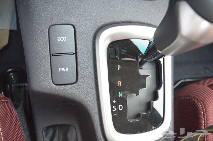 تويوتا هايلكس غمارتين سوبرتوماتيك بنزين 2025 عبداللطيف64235436854785111