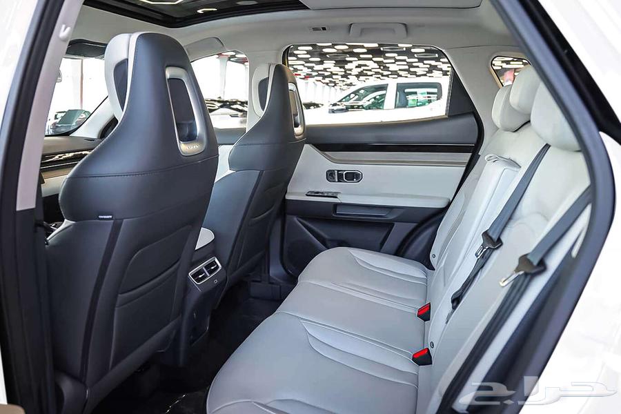 Renew your journey with the 2025 JETOUR Dashing MID from Saleh Group64246606810626114