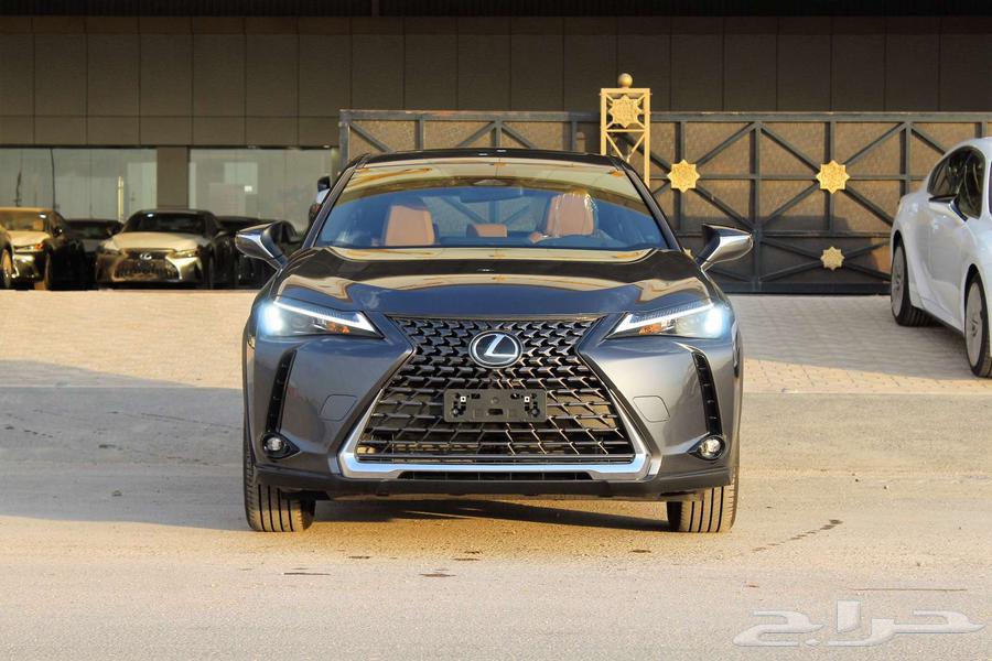 لكزس - UX300 Ch هايبرد - 2025 - خليجي - فل كامل64248216824065110