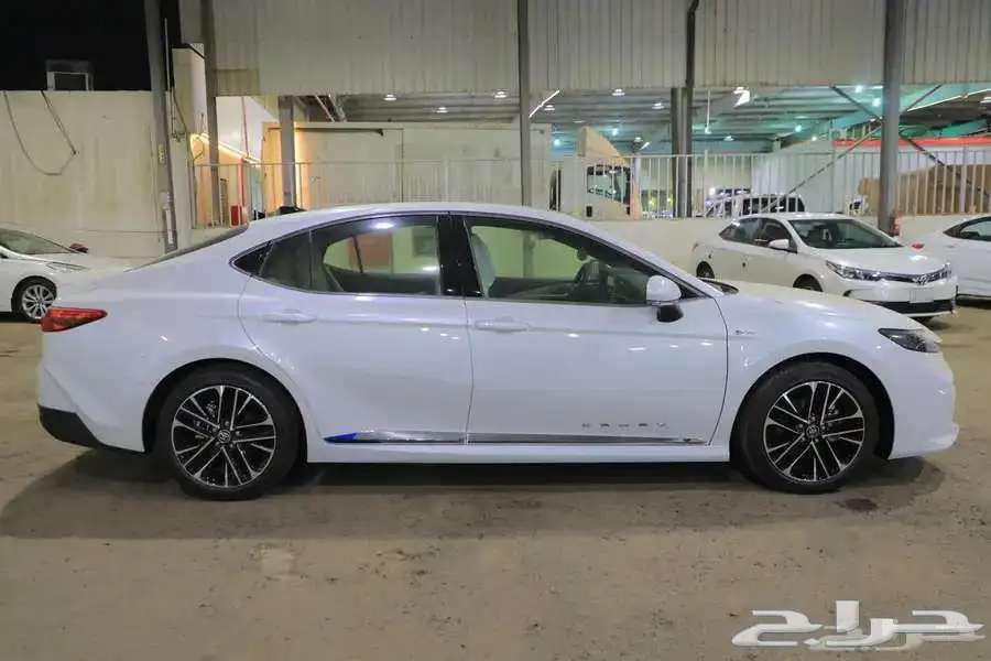 تويوتا  كامري E PLUS موديل 202564237210210434112