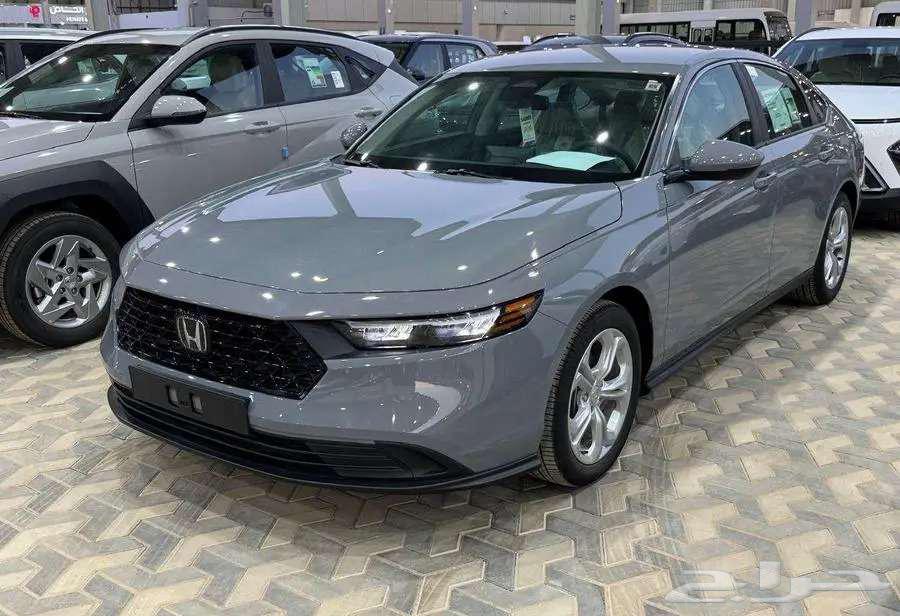 هوندا اكورد ستاندر 2025 اصفار64245438786305113